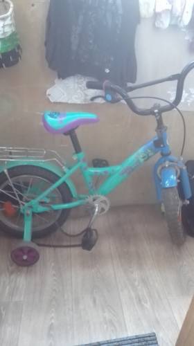 Детский велосипед 4 колесный.