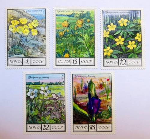 Серии почтовых марок по теме “Флора“