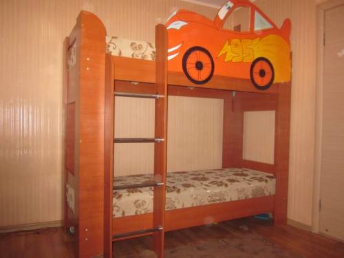 Продам детскую двухъярусную кровать