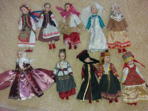 Фарфоровые куколки к 8 марта национальная коллекция