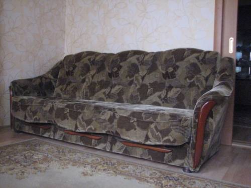 диван и два кресла-кровати