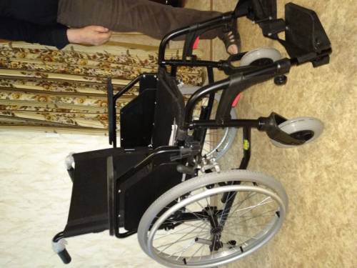 Инвалидное кресло-коляска новое     
