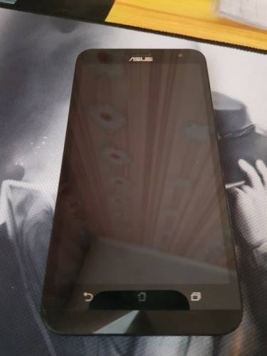 Продам Аsus ZenFone2 ze550kl 32 GB 
