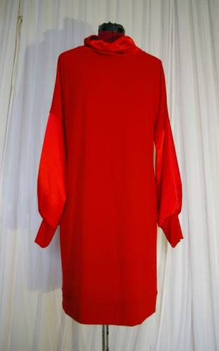 платье коктейльное Размер: 44-46(м) 46–48 (L) 