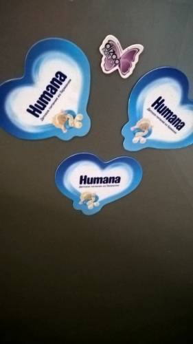 Магниты на холодильник Humana сердечки 