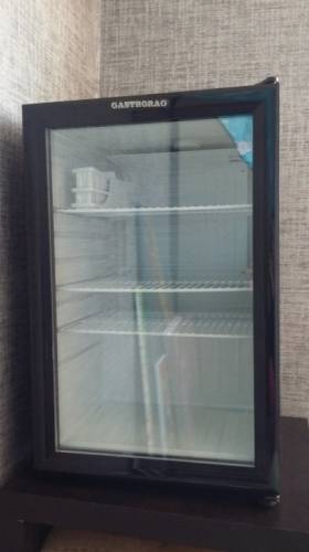 Продаю Холодильный шкаф Gastrorag BC68-MS