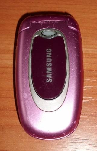 Мобильный телефон SAMSUNG SGH-X481 (нерабочий)