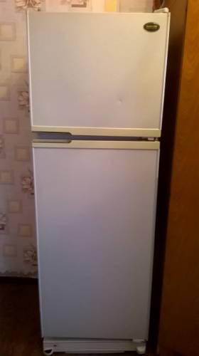 холодильник Daewoo б.у в рабочем состоянии