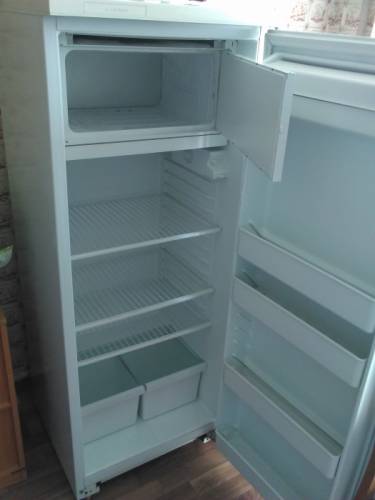 холодильник Атлант Объём 217/27