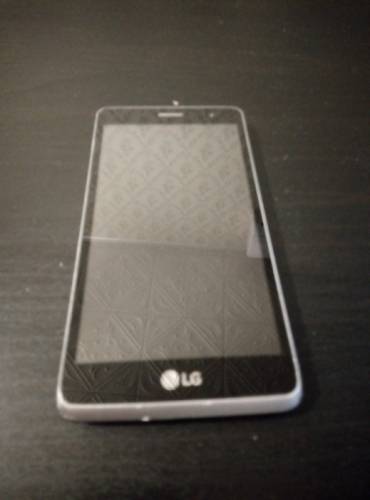 Продам смартфон LG Max X155
