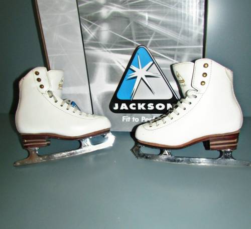 Продам  2 пары коньков  Jackson Freestyle размер 28 и 29    