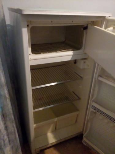 Продам холодильник Минск Б/У рабочий