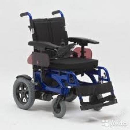 Новая инвалидная коляска с электроприводом