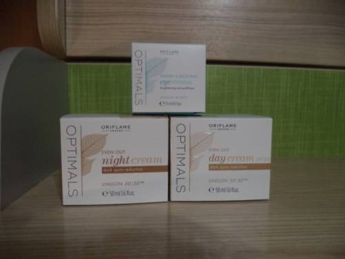 Продаю набор: дневной крем, ночной крем, крем для кожи вокруг глаз от Oriflame
