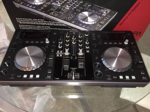 Контроллер для DJ Pioneer DDJ-SX2...$600/Pioneer XDJ-R1....$550