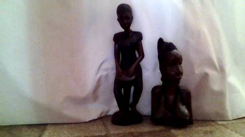 деревянные этнические африканские статуэтки