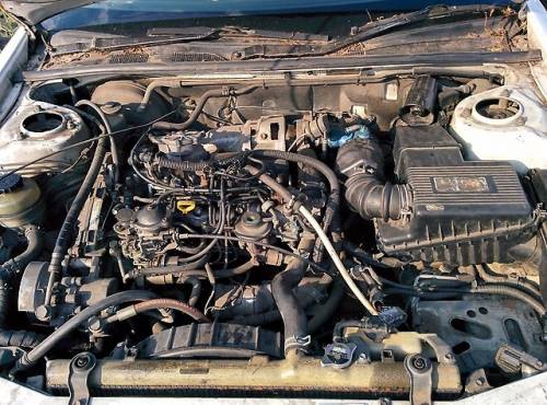 Коса двигателя на Toyota Vista CV40 3C-T
