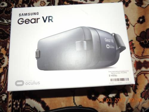 продам очки виртуальной реальности Samsung Gear VR
