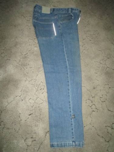 продаю качественные джинсы 48-50 размер.