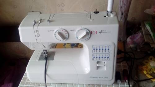 Новая швейная машинка 