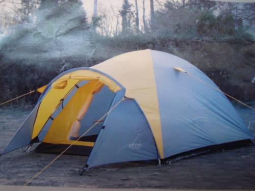 Палатка туристическая продам