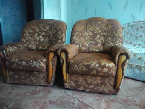 продам два кресла