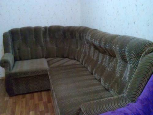 продаю угловой диван 