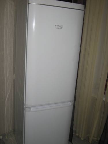 Hotpoint Ariston Холодильник