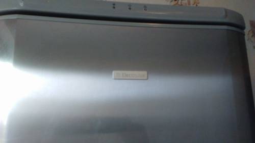 Прода холодильник Electrolux