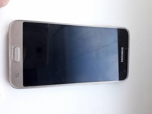 Продам телефон Samsung Galaxy J3