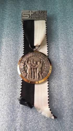 награды медаль Швейцария 1972 год 100 % оригинал цена за один - 550 руб.