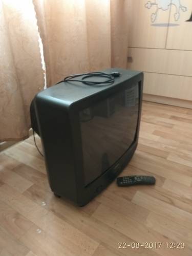Телевизор б/у “Samsung“