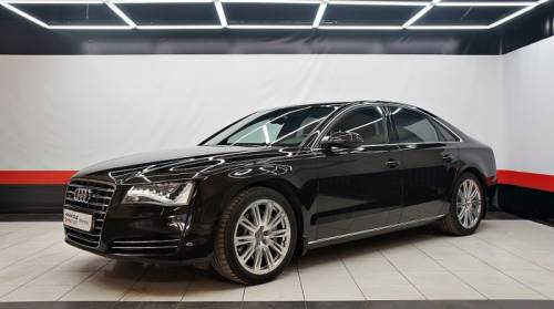  › Модель ­ Audi A8