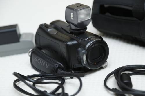 Продам камеру sony HDR-SR11E