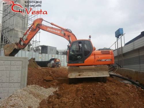 Колесный экскаватор  Doosan DX140W 