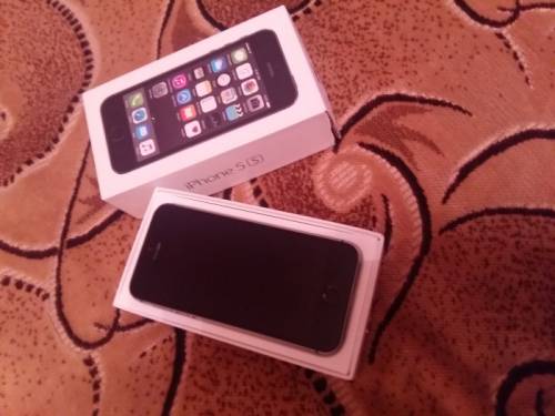   продаю iPhone 5s 16GB