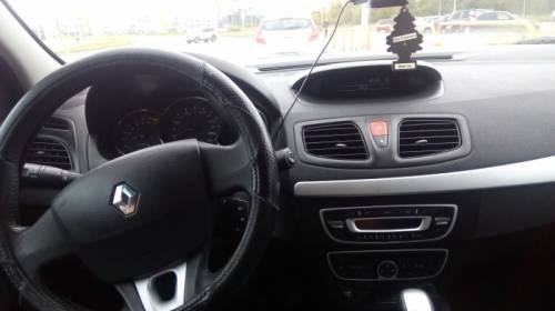  › Модель ­ Renault Fluence