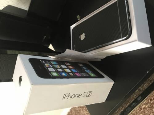 Продам iFhone 5s