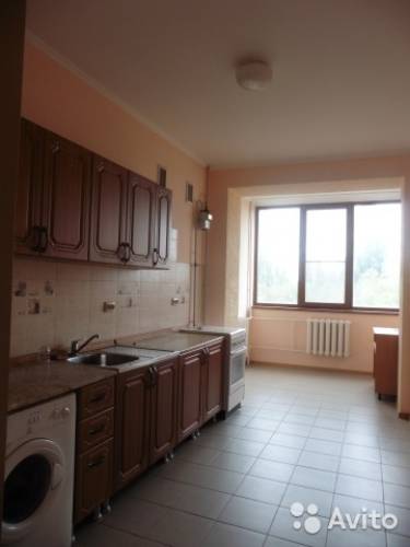 2-к квартира, 60 м², 4/9 эт