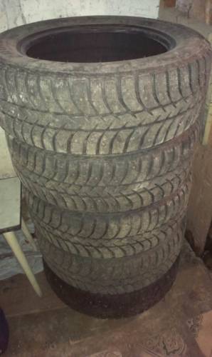 Продам шины бриджстоун айс круз 5000 шип 205/60 r16