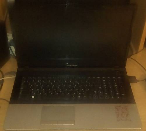 Samsyng-HP300E7A