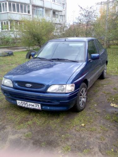  › Модель ­ Ford Escort