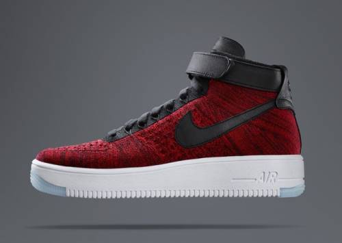 Nike air force flyknit красные