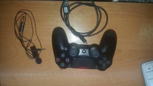 Продам SonyPlayStation 4 Slim 500Gb Black