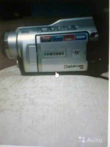 Цифровая видиокамера Samsung