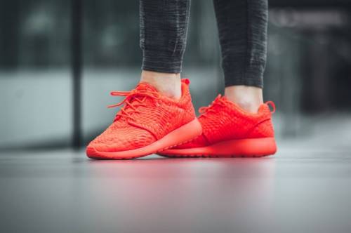 Nike roshe one DMB красные