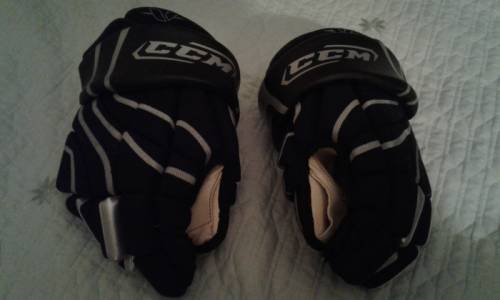 Хоккейные перчатки 