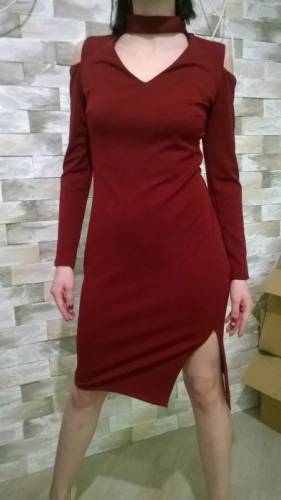 Платье коктейльное бордового цвета