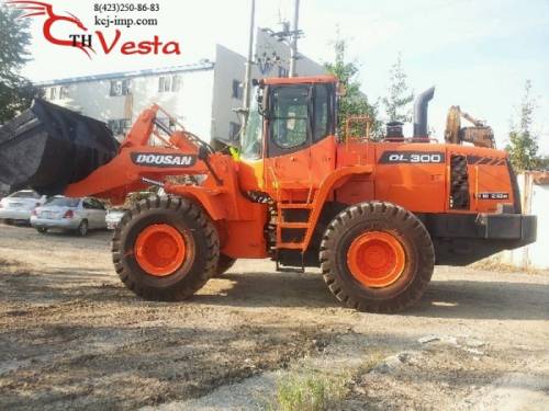 Фронтальный погрузчик Doosan DL300