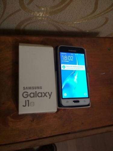 Продам Samsung Gelaxy J1